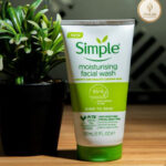 Simple Kind to Skin Moisturizing Facial Wash