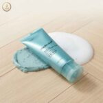 Medicube Azelaic Acid Capsule Cleansing Foam Cleanser (120g) - Image 3