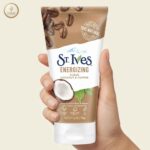 St. Ives Energizing Scrub – Coconut & Coffee (170g) - Image 2