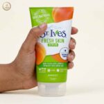 St. Ives Fresh Skin Scrub – Apricot (150ML) - Image 2