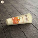 Lotus Herbals Apriscrub Fresh Apricot Scrub - Image 3