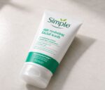 Simple Age Resisting Facial Wash 150ml | Hydrating Face Wash - Image 2