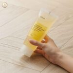 iUNIK Calendula Balancing Foam Gel Cleanser 150ml - Image 3