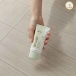 iUNIK Centella Calming Daily Sunscreen SPF50+ PA++++ 60ml - Image 4